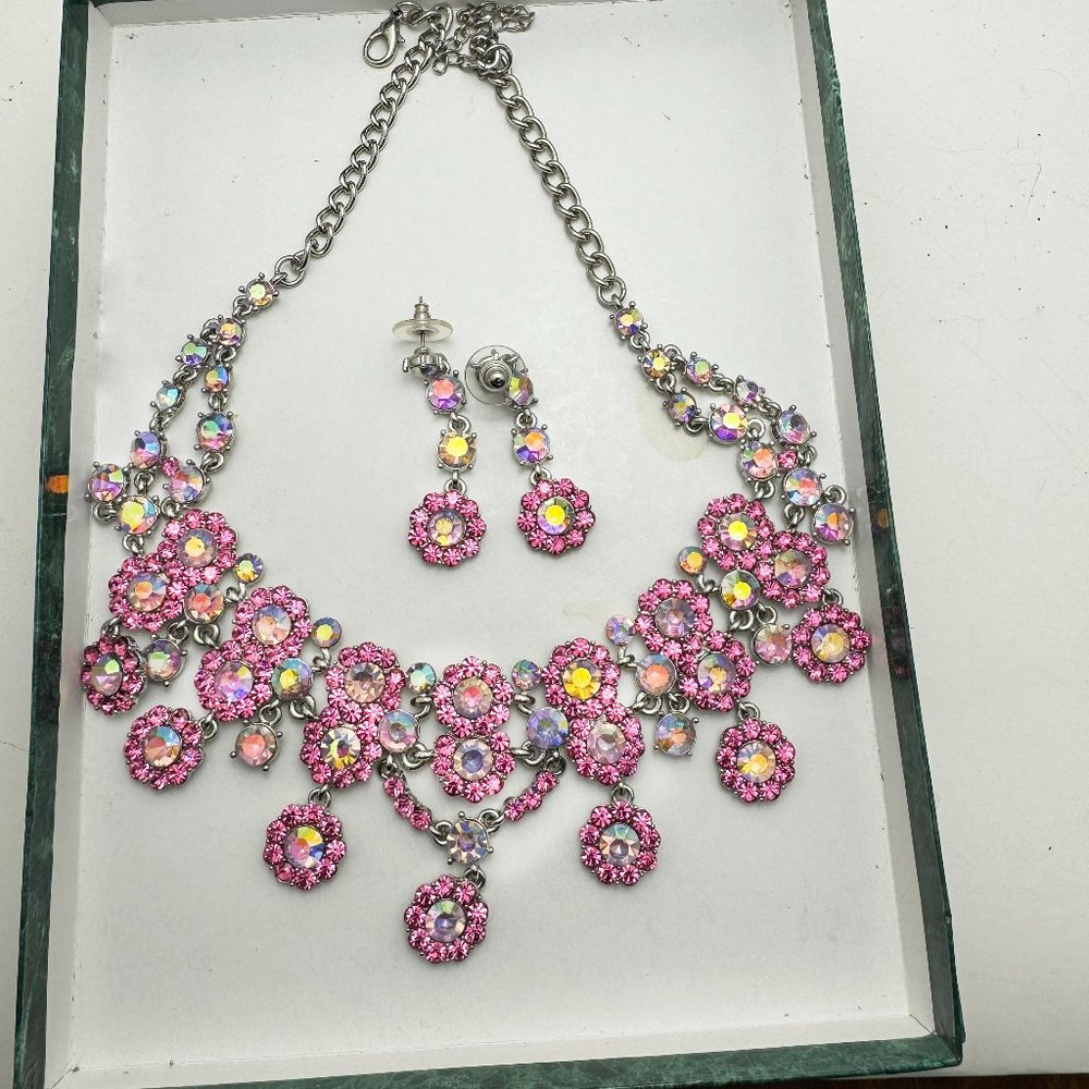 Suzanne Somers Pink Rhinestone Statement Necklace with Matching Earrings